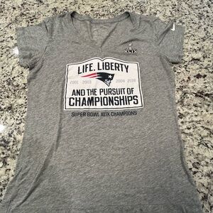 Nike Women's Gray Super Bowl XLIX‎ Champions Tee New England Patriots